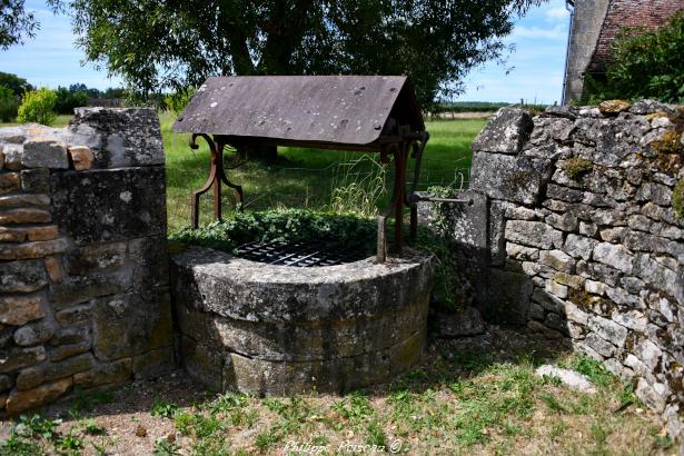 Puits mitoyen d’Arzembouy un patrimoine