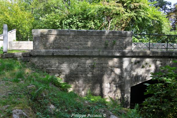 Le Pont de Chalaux