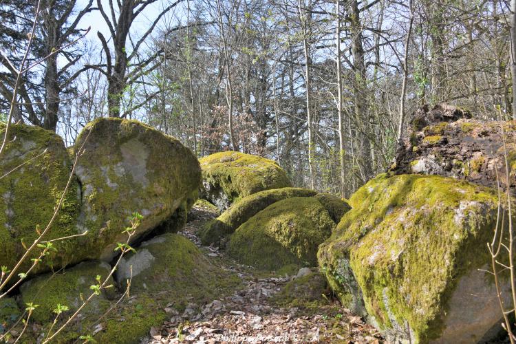 Rochers du Mont Dosne de Luzy