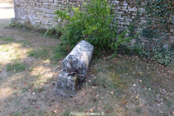 Ancien rouleau de battage
