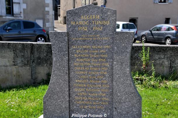 Stèle des morts pour la France de la commune de Clamecy