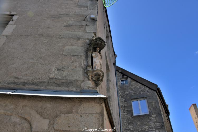 Statuette de Saint Antoine de Clamecy