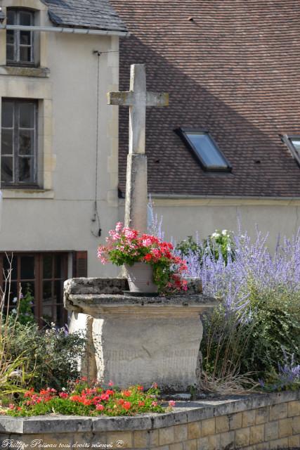 Croix de Saint Laurent l'Abbaye