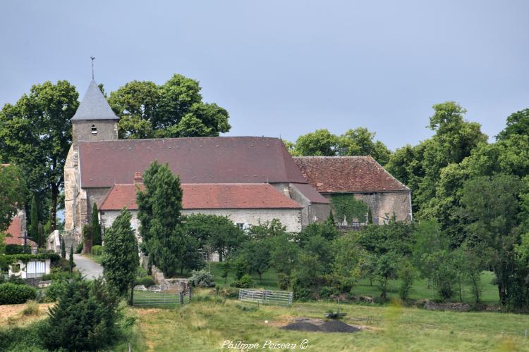Église du Château de Saint-Pierre-du-Mont un patrimoine