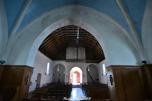 Église de Savigny Poil Fol