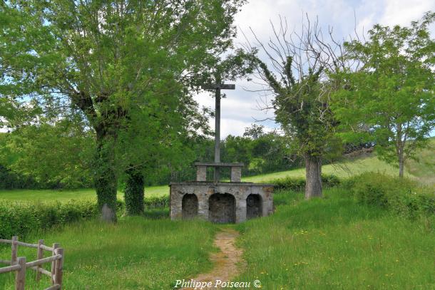 La source sacrée de Chiddes et son monument