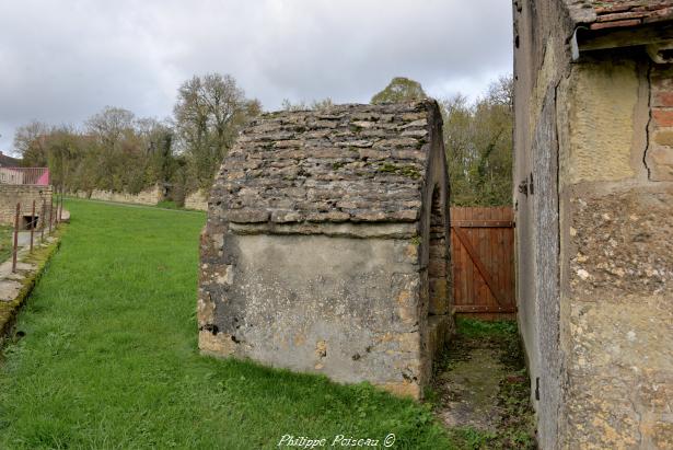 Source ancienne de Teigny un patrimoine