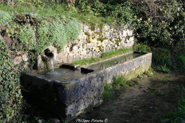 Source et abreuvoir de Corvol d'Embernard Nièvre Passion