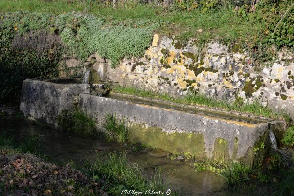 Source et abreuvoir de Corvol d'Embernard Nièvre Passion