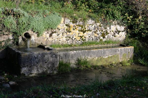 Source et abreuvoir de Corvol d'Embernard Nièvre Passion