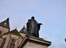Statue Dupin de Varzy un patrimoine