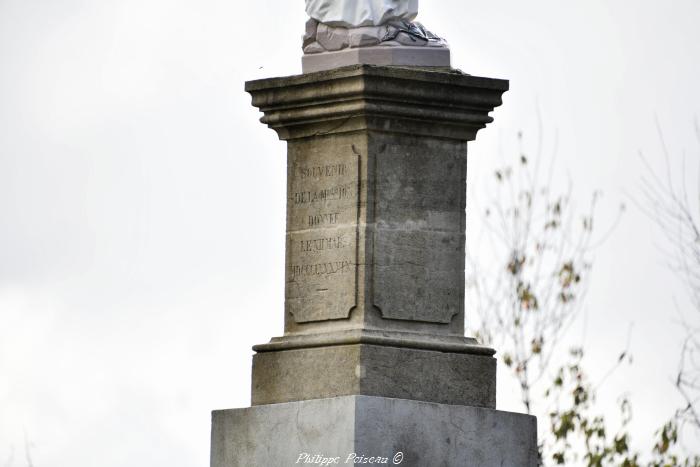 Vierge de "Saint-Léger-de-Fougeret"