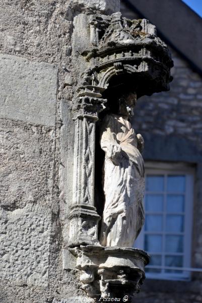 Statuette de Saint Antoine de Clamecy