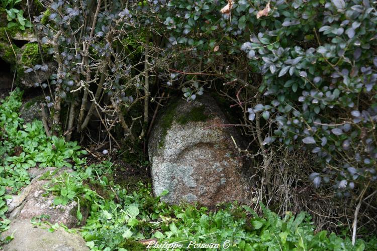 La stèle de La Serrée un beau patrimoine