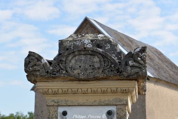 Stèle du Souvenir de Saint Saulge Nièvre Passion