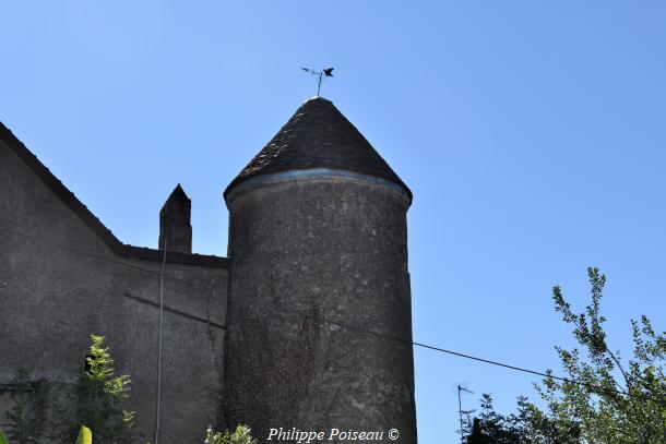 Tour de Dornecy