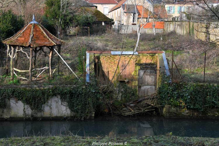 Troisième lavoir de l’Allée des Lavandières