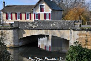 Un des Ponts d'Entrain sur Nohain