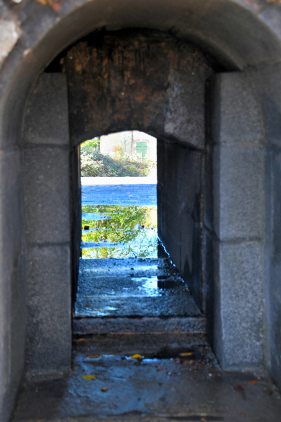 Vannes du barrage des Settons