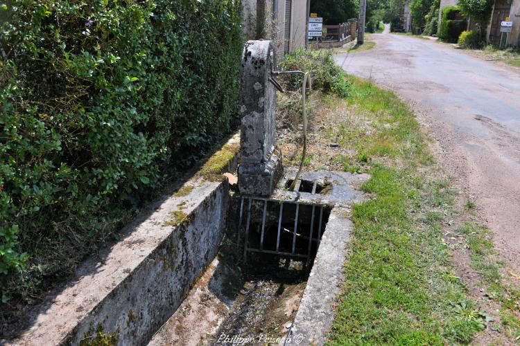 L'abreuvoir du village de Charlay