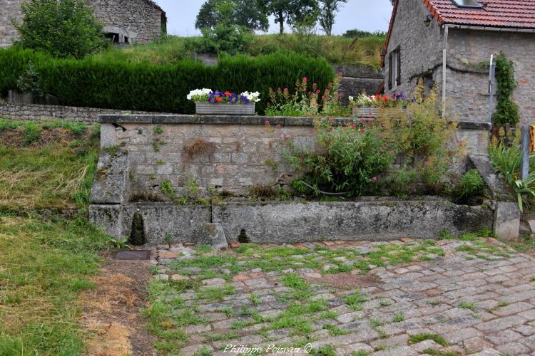 Abreuvoir lavoir de Rincieux