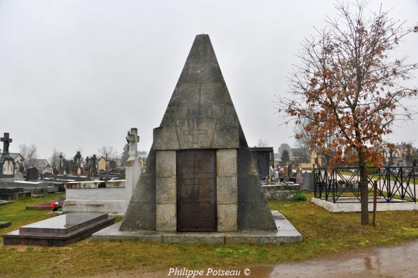 Badouix ancien préfet de la Nièvre