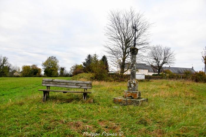 Le panorama et la croix de Doussas un beau patrimoine