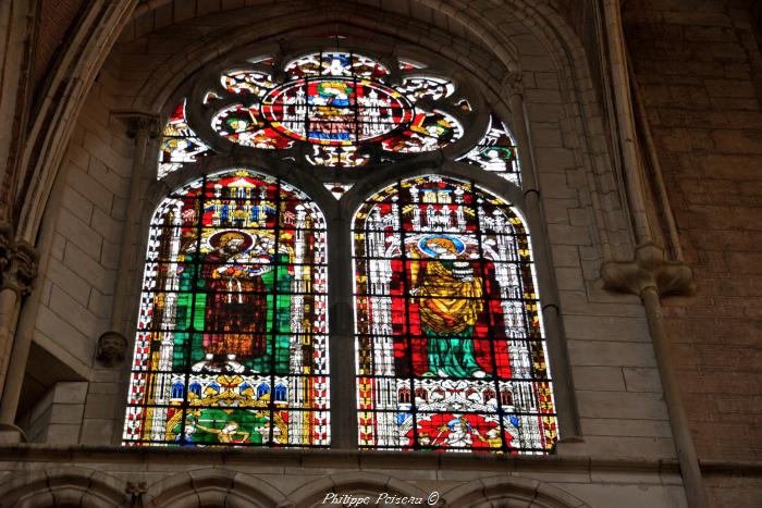 Vitraux de la cathédrale d’Auxerre un beau patrimoine