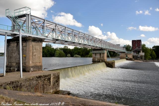 Le barrage de Decize Saint Léger des Vignes