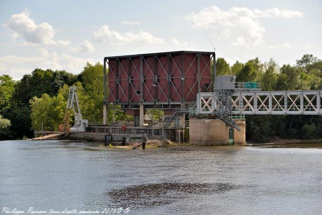 Le barrage de Decize Saint Léger des Vignes