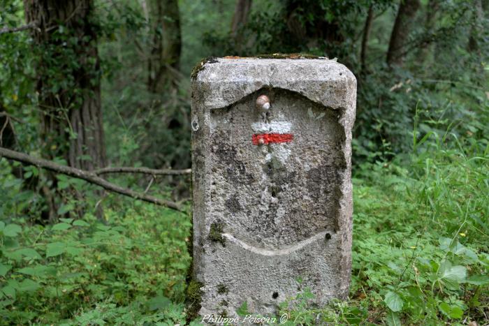 Bornes limite de département et Fluviale