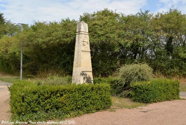 Monument aux Morts de Neuville-Bulcy un hommage