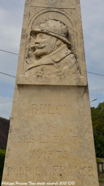 Monument aux Morts de Neuville