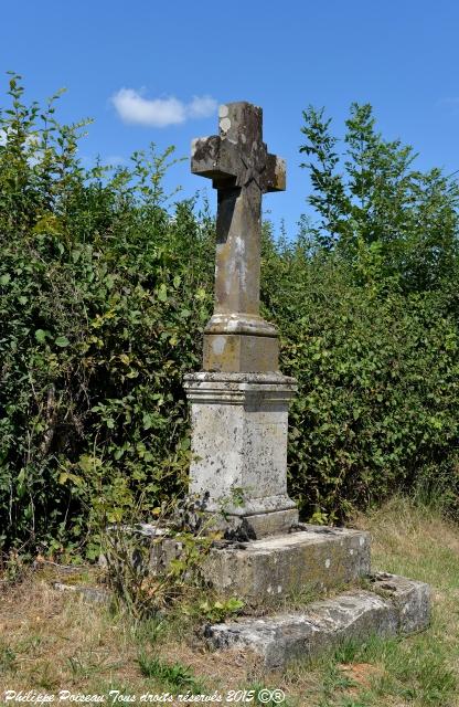 Croix de Beaumont la Ferrière