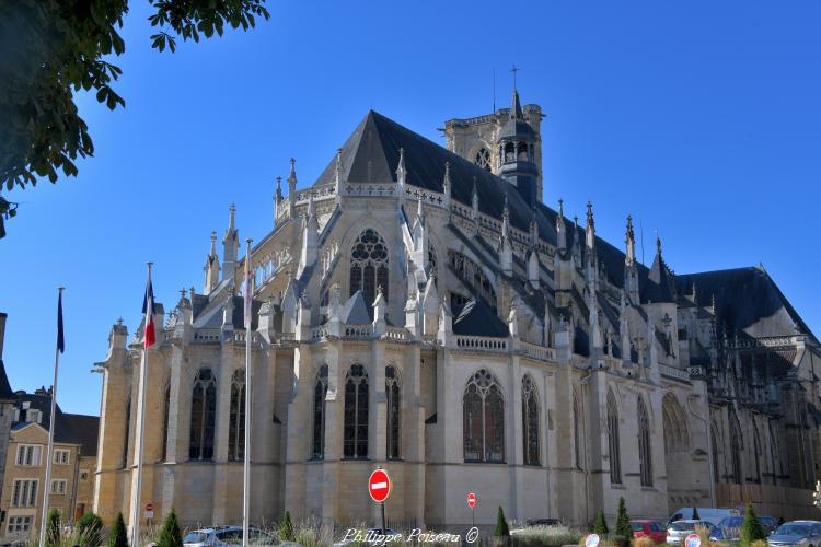 Cathédrale de Nevers Nièvre Passion