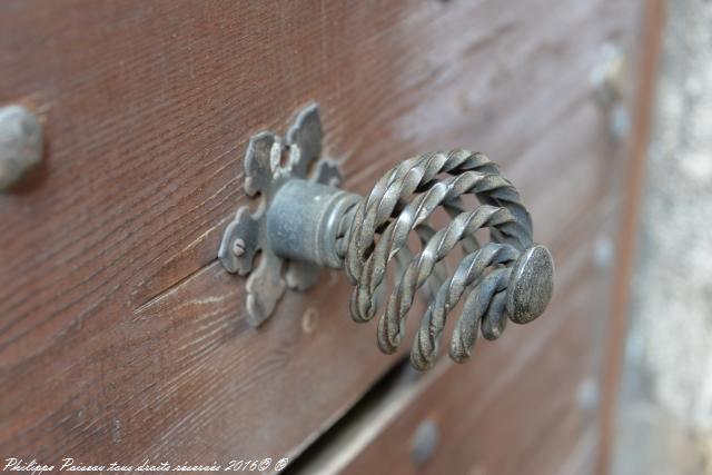 Poignées et Boutons de porte du Nivernais
