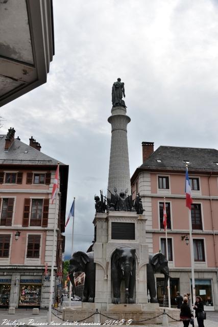 La remarquable Fontaine des Éléphants de Chambéry