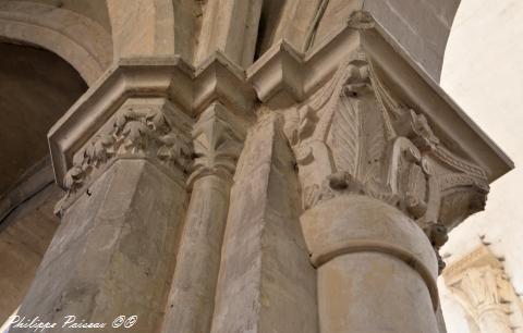 Chapiteaux de l'église de Saint Pierre