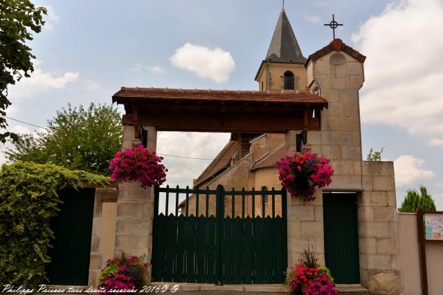 Église de Charrin