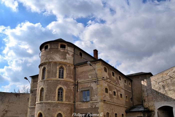 Château de Cosne-sur-Loire un remarquable patrimoine