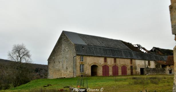 Granges du Château de Dumphlun