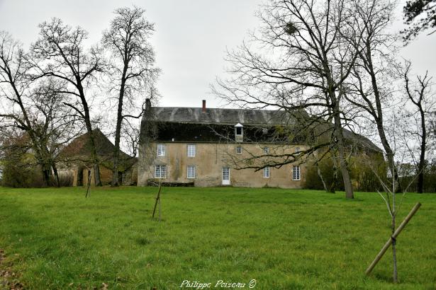 Granges du Château de Dumphlun