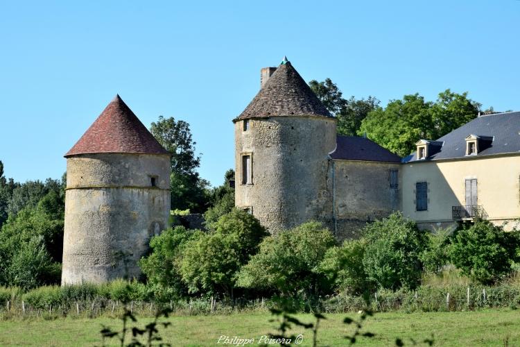 Le Château de Montigny Sur Canne un beau patrimoine