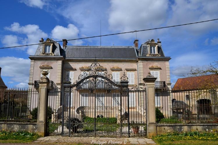 Château Valette un beau patrimoine de Nuars