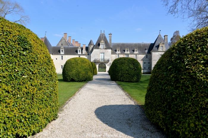 Château des Granges de Suilly La Tour un beau patrimoine - Nièvre Passion