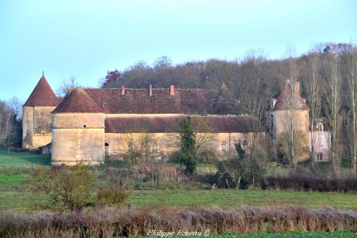 Château des Créneaux un remarquable Château de Trucy-l’Orgueilleux