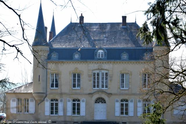 Château du Plessis de Semelay un magnifique domaine