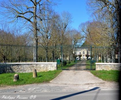 Château de Garchizy un remarquable manoir