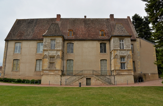 Le Palais abbatial de la remarquable Abbaye de Cluny