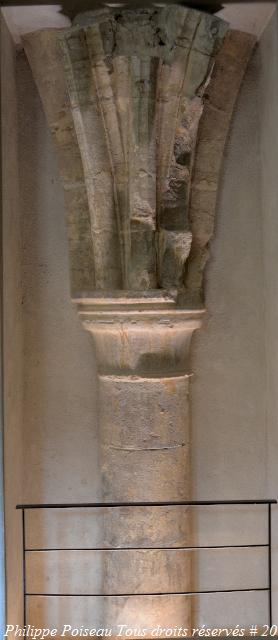 Grand cloitre de l'Abbaye de Cluny